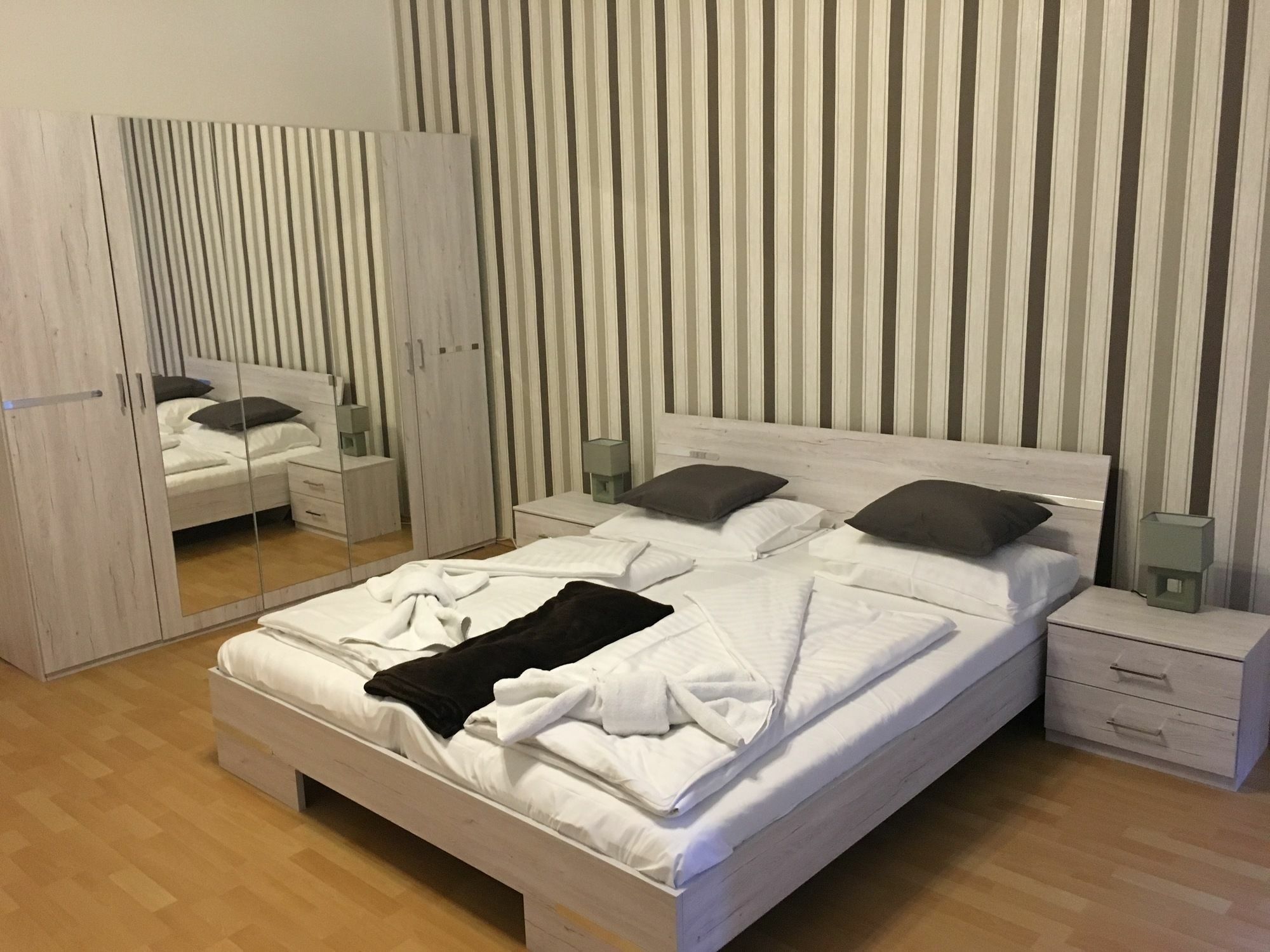 Holiday Vienna Apartments Extérieur photo